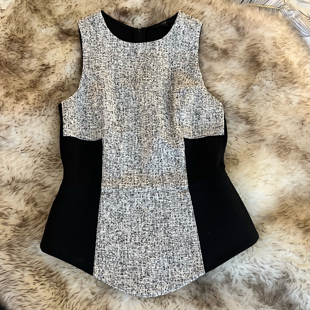 TIBI BLACK AND WHITE PEPLUM TOP